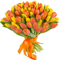 Букет из жёлтых и оранжевых тюльпанов